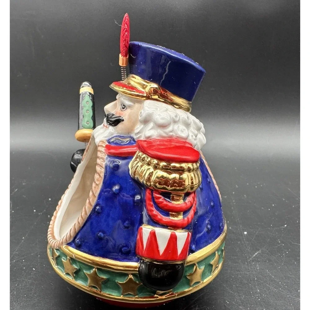 2001 CHRISTOPHER RADKO ROLY POLY NUTCRACKER & TEDDYBEAR SNOWGLOBE 01-6119-1 4.5
